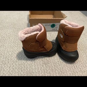 The North Face toddler boots size 4